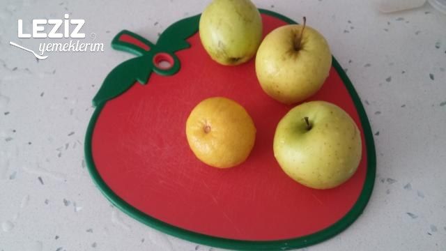 Elma Suyu (Nektarı) Ev Yapımı