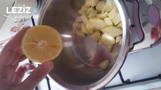 Elma Suyu (Nektarı) Ev Yapımı