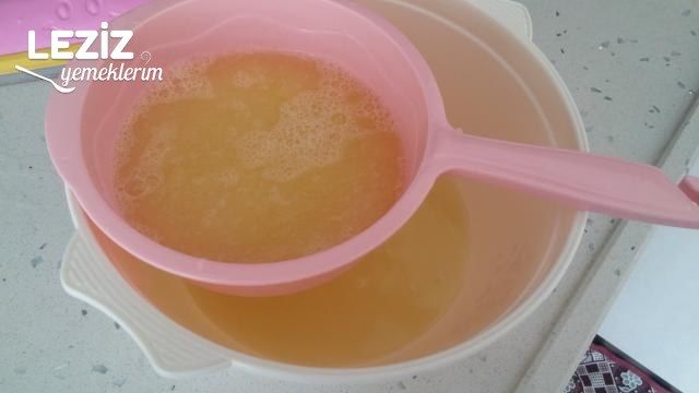 Elma Suyu (Nektarı) Ev Yapımı