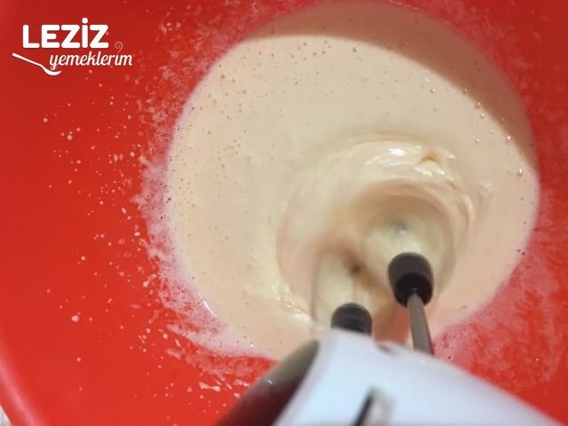 Tart Kalıbında Revani