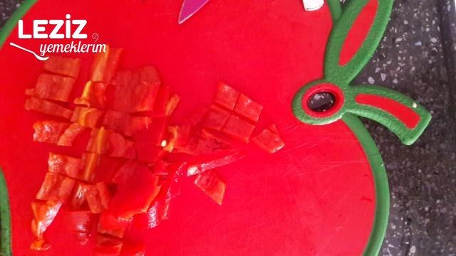 Közlenmiş Biber Patlıcan Salatası