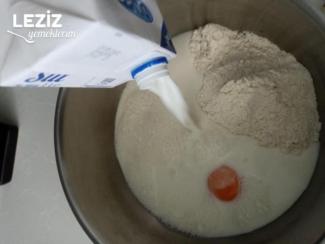 Beyaz Çikolatalı Puding Nasıl Yapılır
