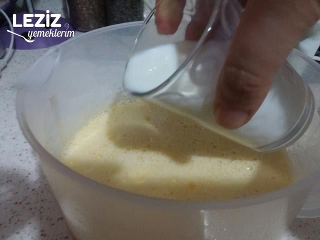 Ağlayan Kek (Harika Bayılacaksınız)