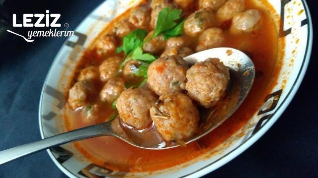 Sulu Köfte Çorbası