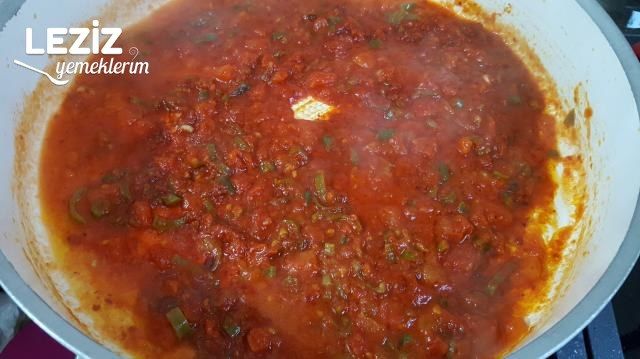 Yoğun Soslu Sarımsaklı Makarna