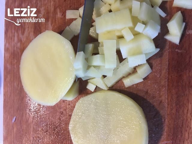 Yumurtalı Kereviz Yaprağı Yemeği