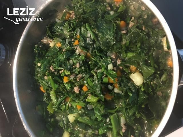 Yumurtalı Kereviz Yaprağı Yemeği