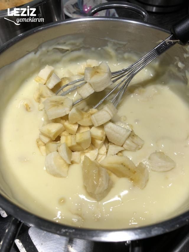 Muzlu Çikolatalı Yaş Pasta Tarifi