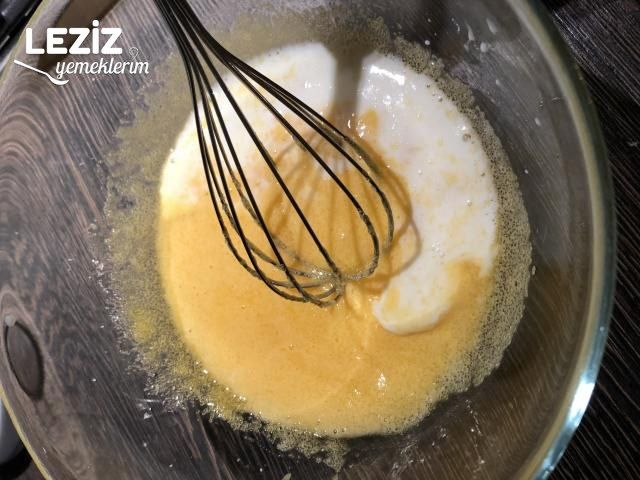 Muzlu Çikolatalı Yaş Pasta Tarifi