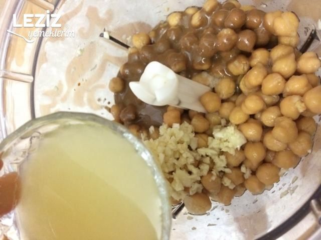 En Kolay Humus Tarifi
