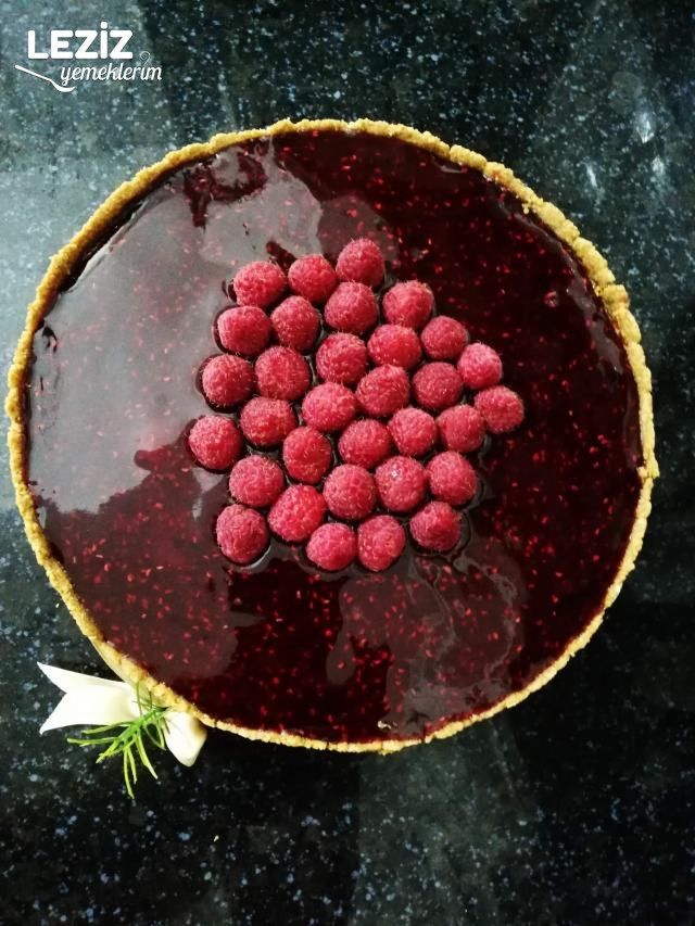 Orman Meyveli Cheescake Tarifi