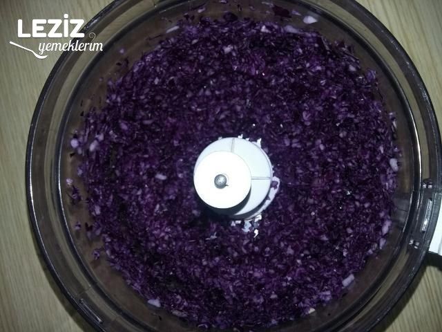 Mor Lahana Salatası (Çok Faydalı)