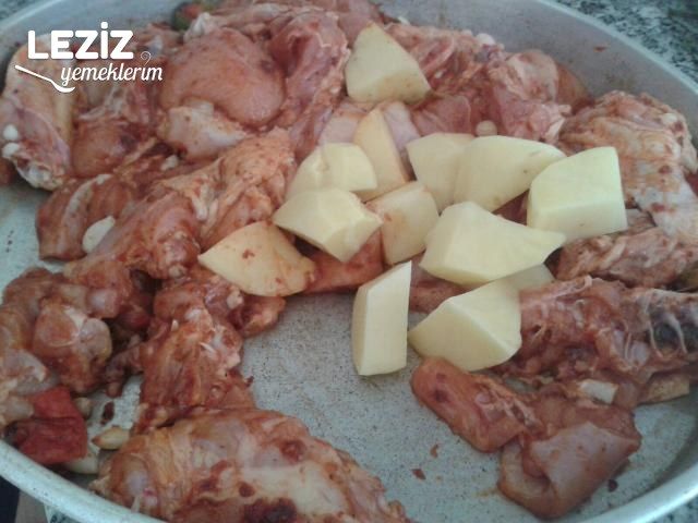 Fırında Tavuk Yapımı