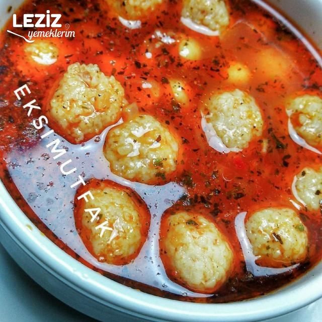 Bulgur Köfteli Nohutlu Çorba