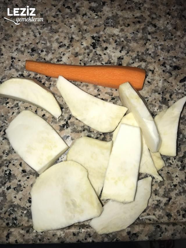 Zeytinyağlı Portakallı Kereviz Tarifi