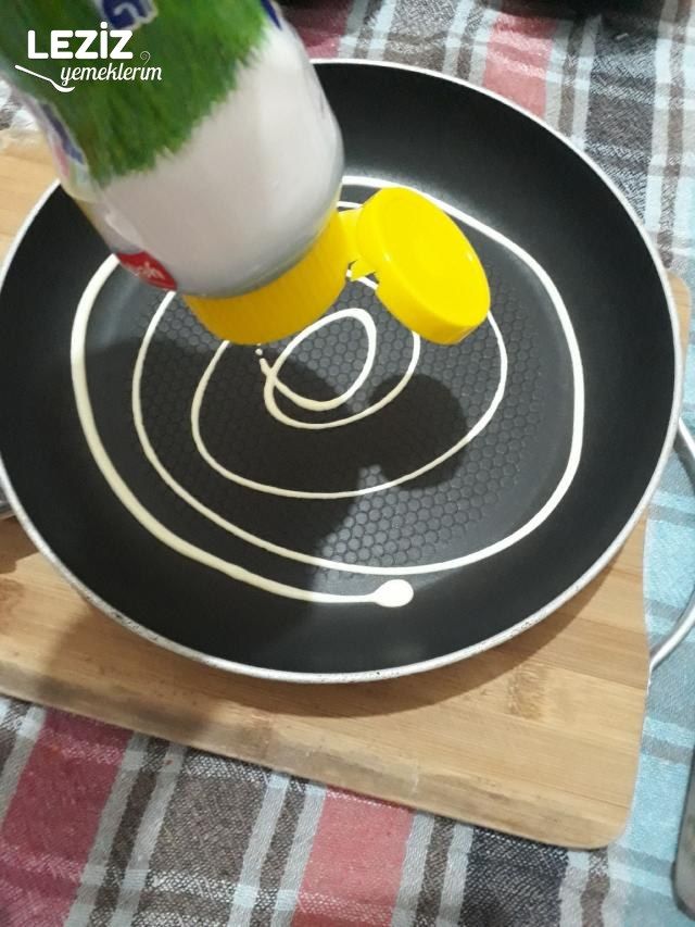 Sodalı Peynirli Tava Böreği