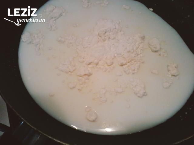 Kremsi Pasta Kreması Tarifi