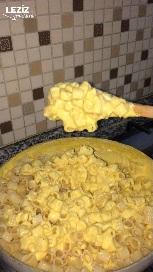 Fırında Peynirli Makarna (Ayrıntılı)