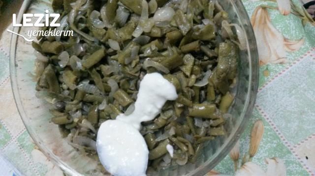 Soğanlı Taze Fasulye Yoğurtlaması