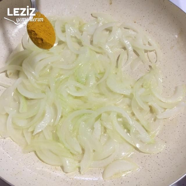 Soğanlı Yumurta Tarifi