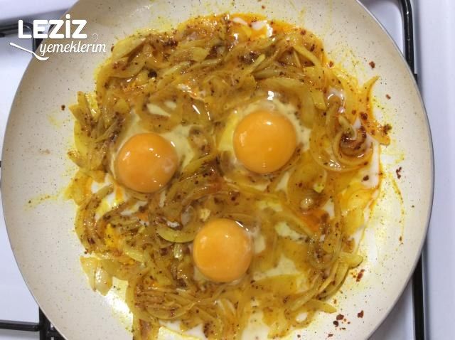 Soğanlı Yumurta Tarifi