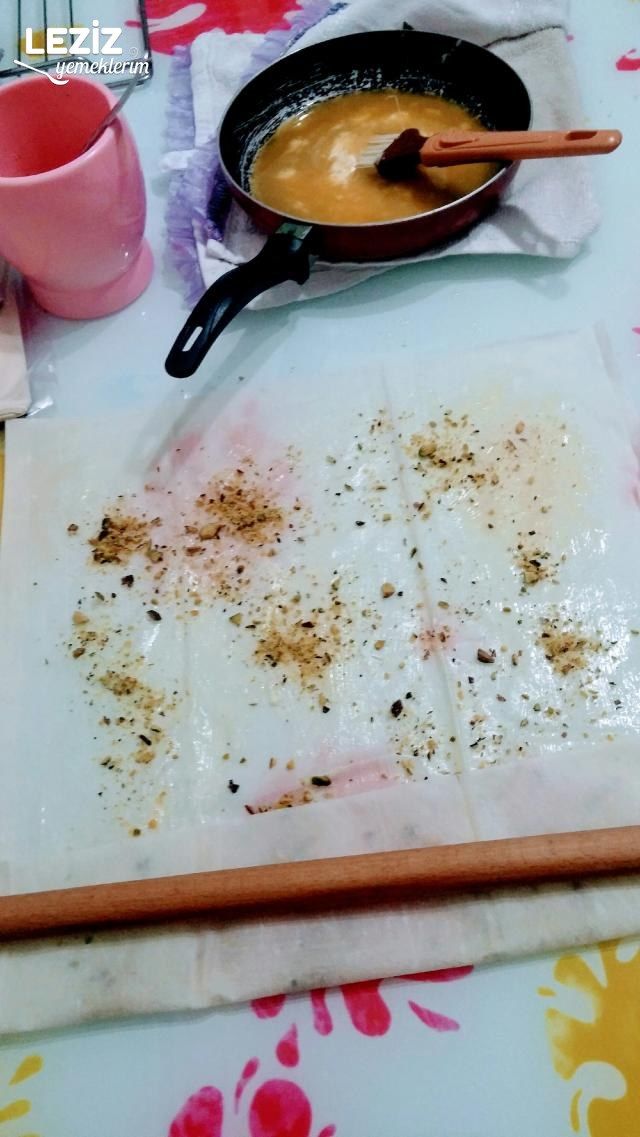 Oklavadan Büzme Baklava