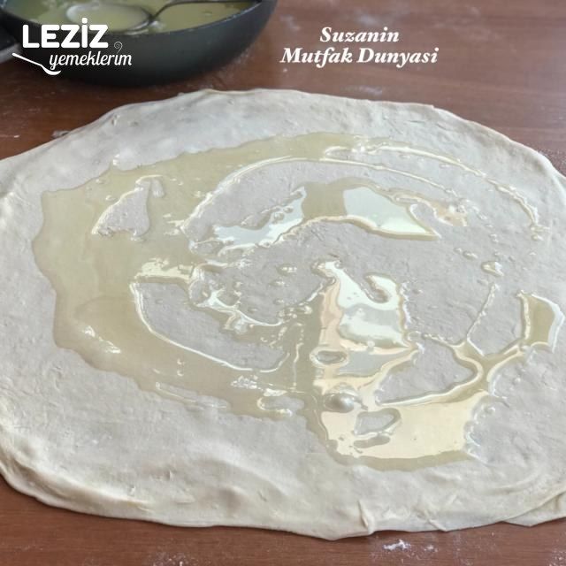 Saya Çöreği Tarifi (Mayasız Hamur)