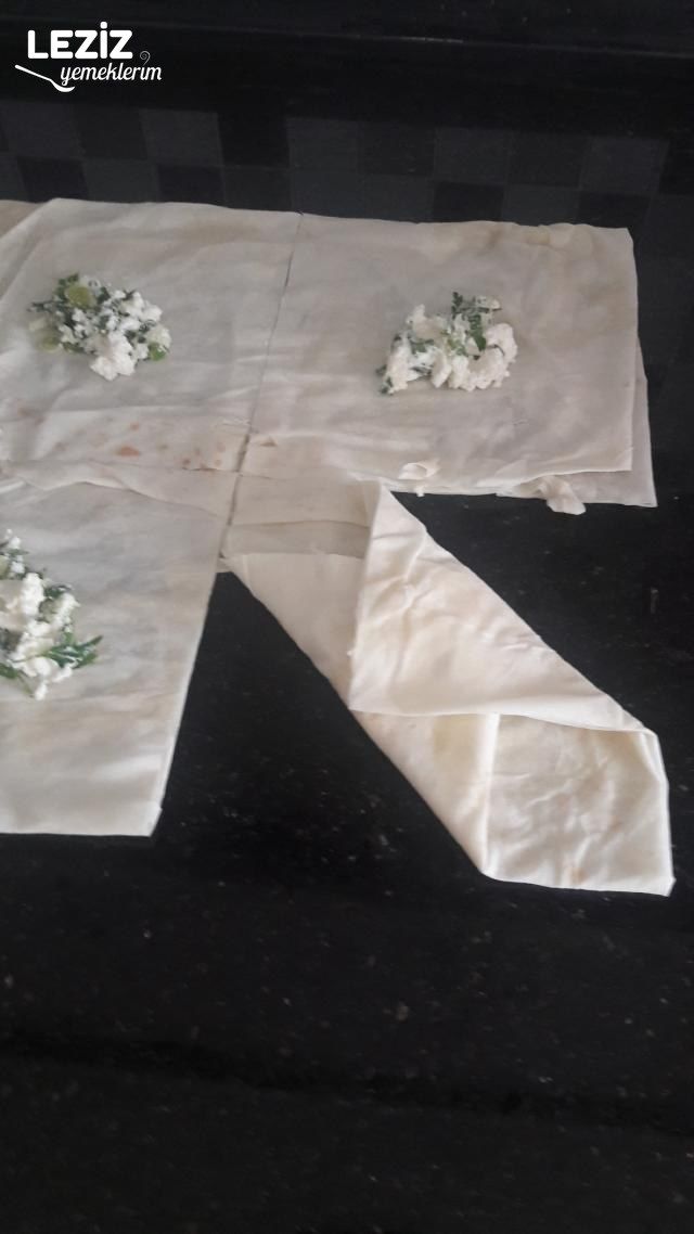 Zarf Börek (Harika Lezzet)