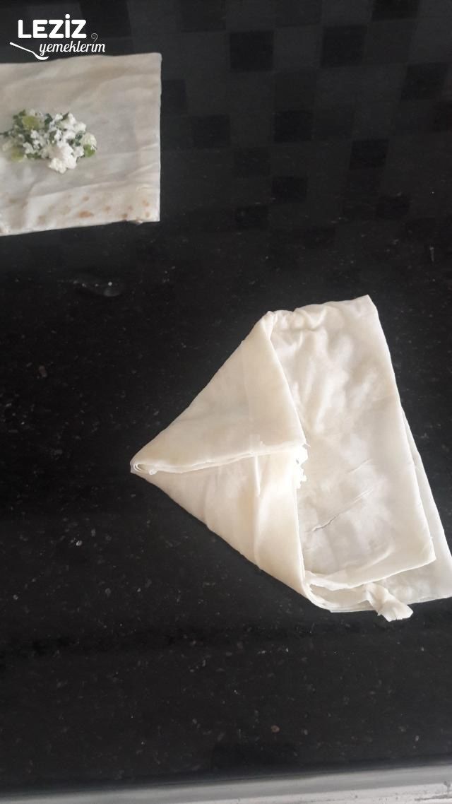 Zarf Börek (Harika Lezzet)