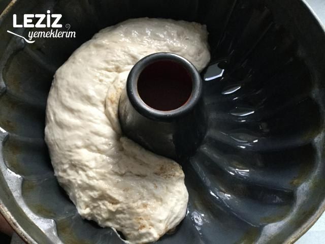 Kek Kalıbında Haşhaşlı Çörek Tarifi