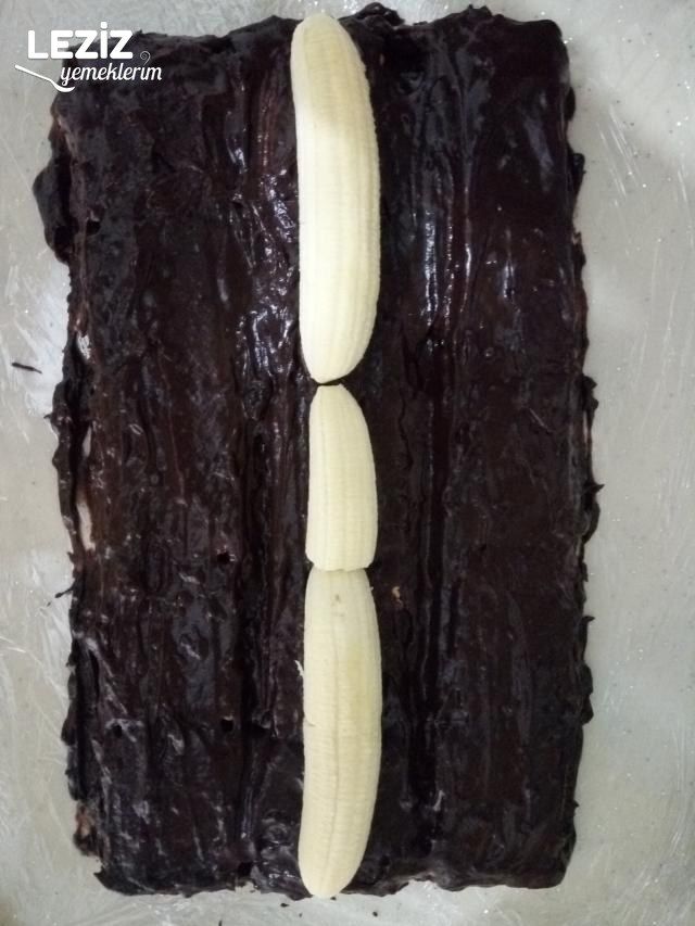 Bisküvili Muzlu Üçgen Pasta