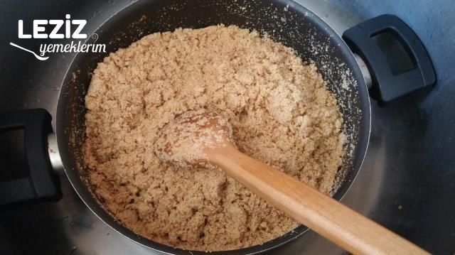 Enfes İrmik Helvası (Annemin Tarifi)