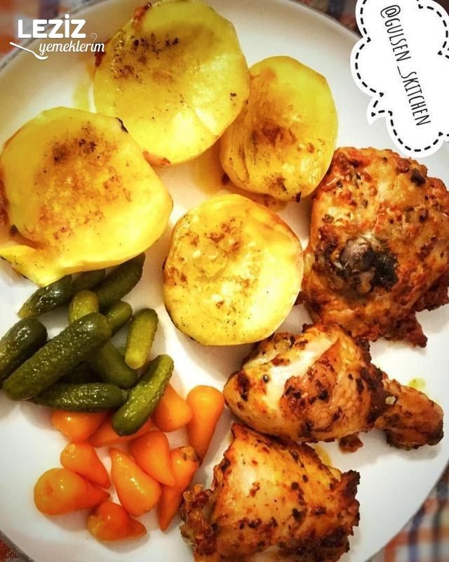 Fırında Tavuk Budu Ve Patates