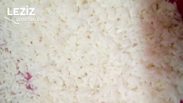 Garnitürlü, Tereyağlı Pirinç Pilavı