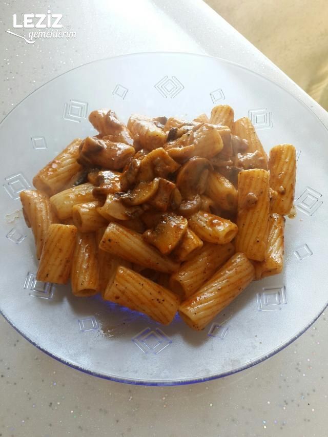 Mantarlı Makarna