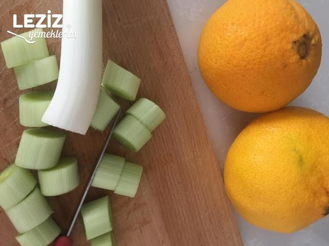 Mandalina Soslu Pırasa