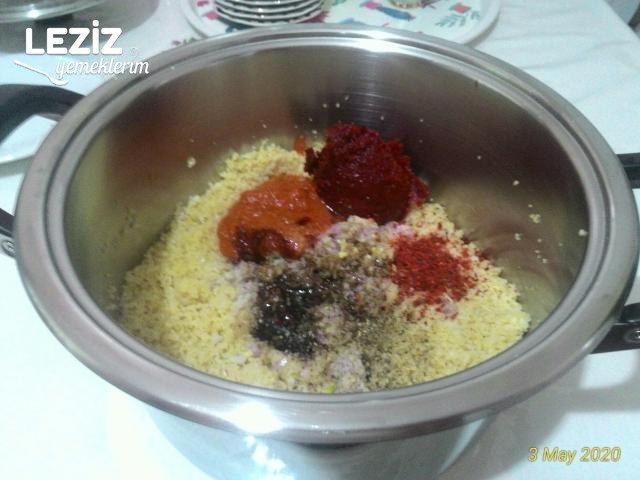 Blendır İle Etsiz Kolay Çiğ Köfte Tarifi