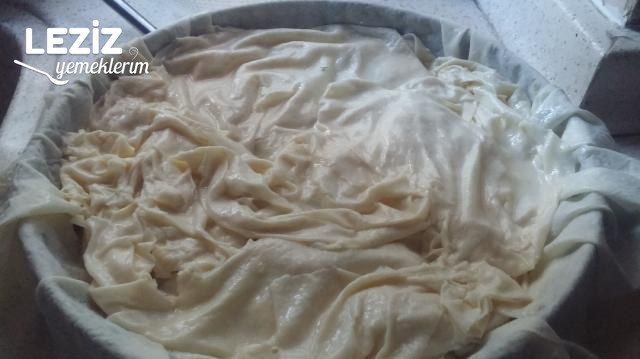 Tavada Su Böreği Lezzetinde Börek