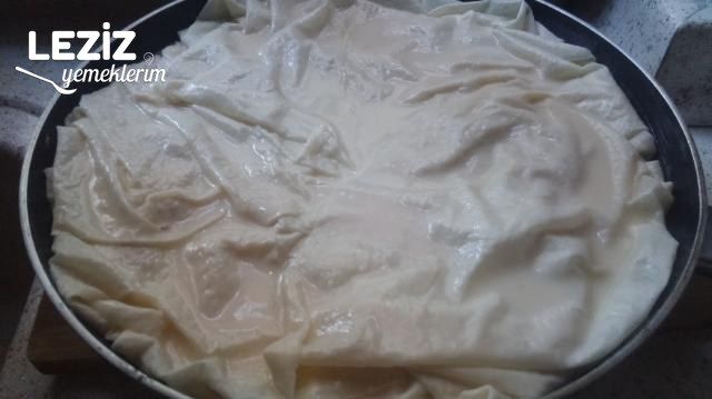 Tavada Su Böreği Lezzetinde Börek