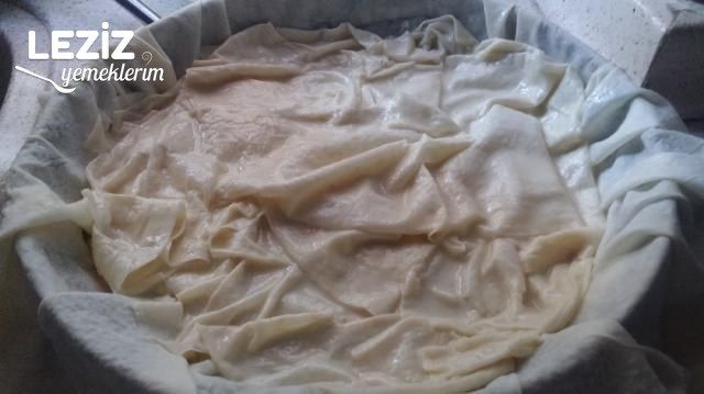 Tavada Su Böreği Lezzetinde Börek