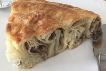 Kıymalı Sarmal Börek Tarifi