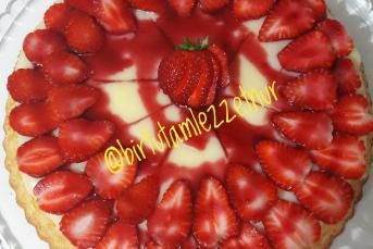 Çilekli Pasta Tarifi Nasıl Yapılır