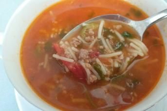 Kıymalı Tel Şehriye Çorbası