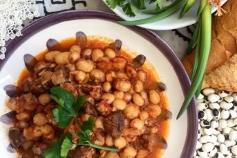 Etli Karnıkara Fasülye Yemeği