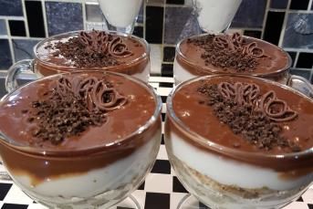 Kavrulmuş Bademli Ganajlı Kup