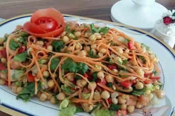 Sarı Bezelye Salatası