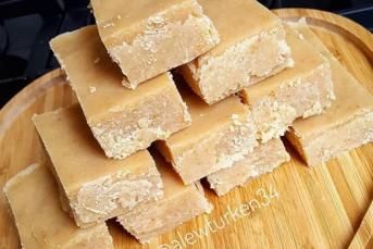 Tereyağlı Sütlü Un Helvası Tarifi