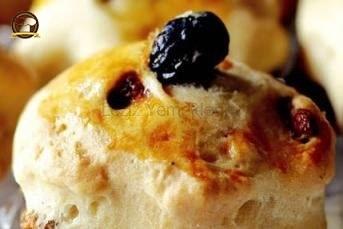 Kuru Yemişli Çörek