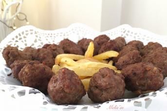 Kuru Köfte Nasıl Yapılır