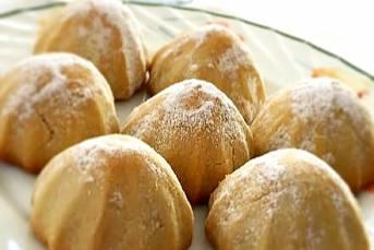 Kıyır Kıyır Ağızda Dağılan Elmalı Kurabiye